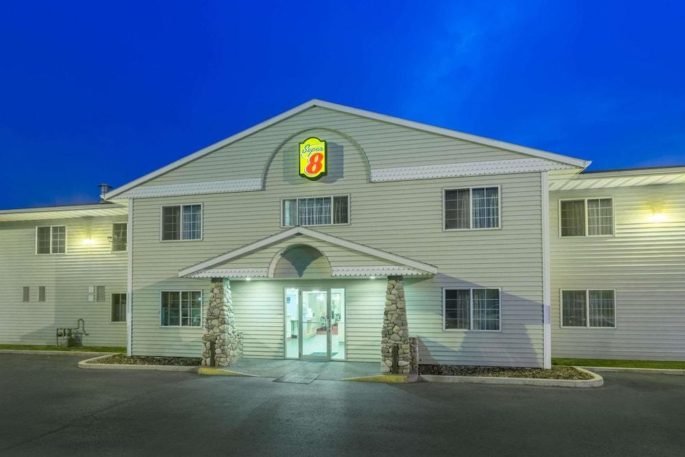 Super 8 by Wyndham Hamilton — hotel in Hamilton