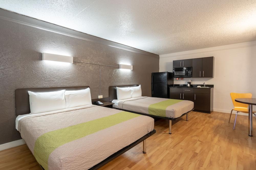 Studio 6 Fort Worth, TX - West Medical Center photo 31
