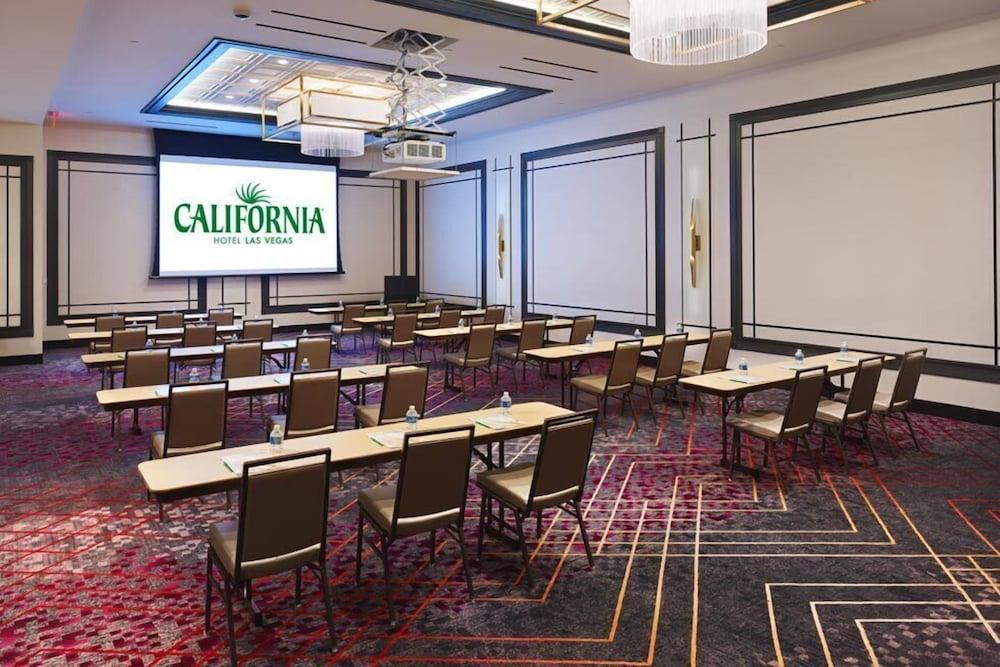 California Hotel and Casino photo 1