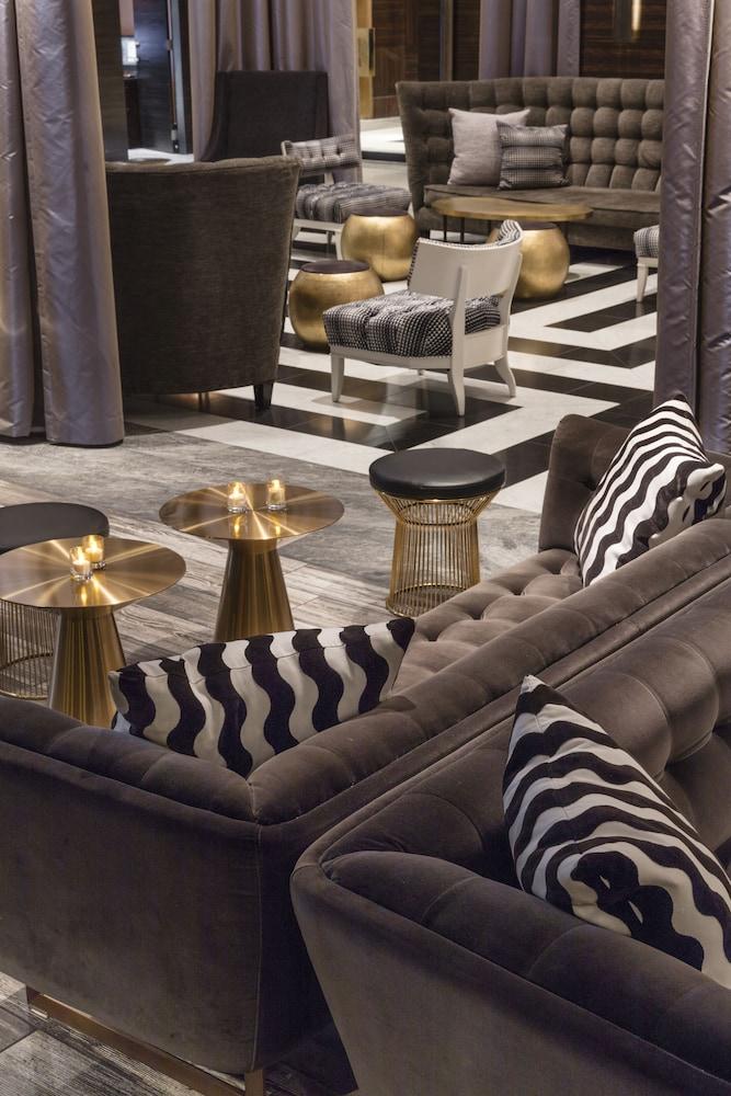Empire Hotel photo 8