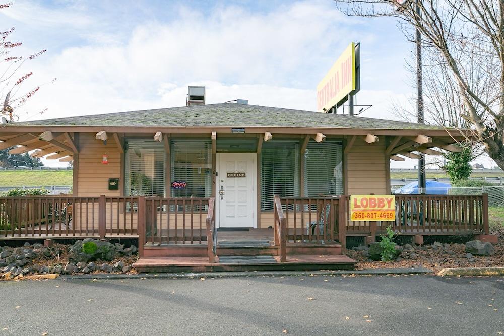 Centralia Inn photo 2