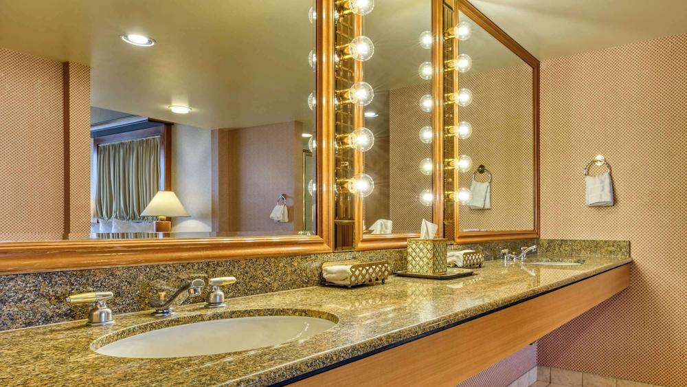 Rio Hotel & Casino, a Destination by Hyatt Hotel photo 64