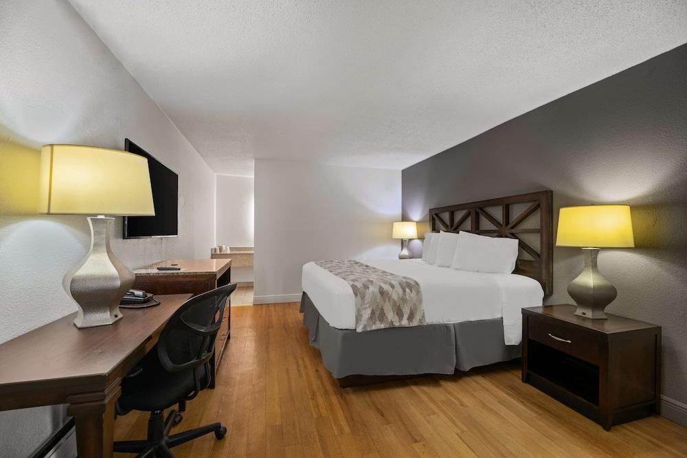 Americas Best Value Inn Orlando photo 10