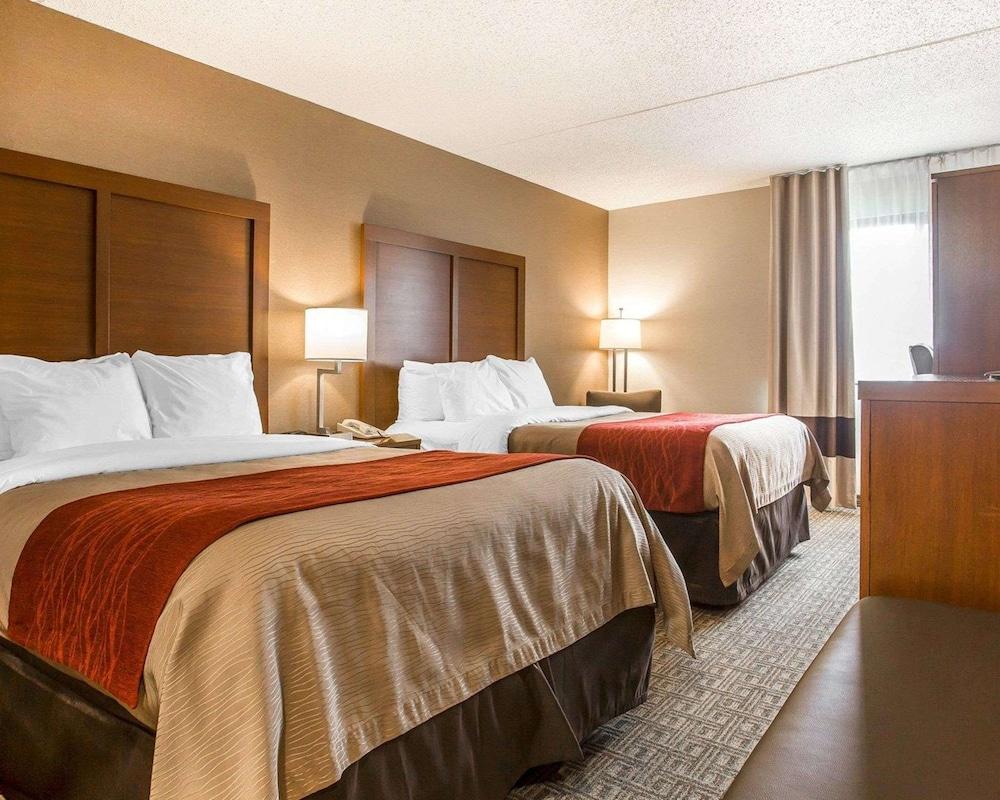 The Clocktower Hotel at Century House, an Ascend Collection Hotel photo 6