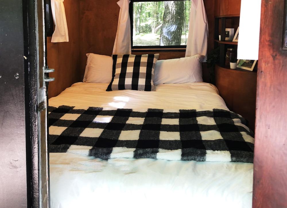 POV Lake Resort & Glamping Campground photo 59