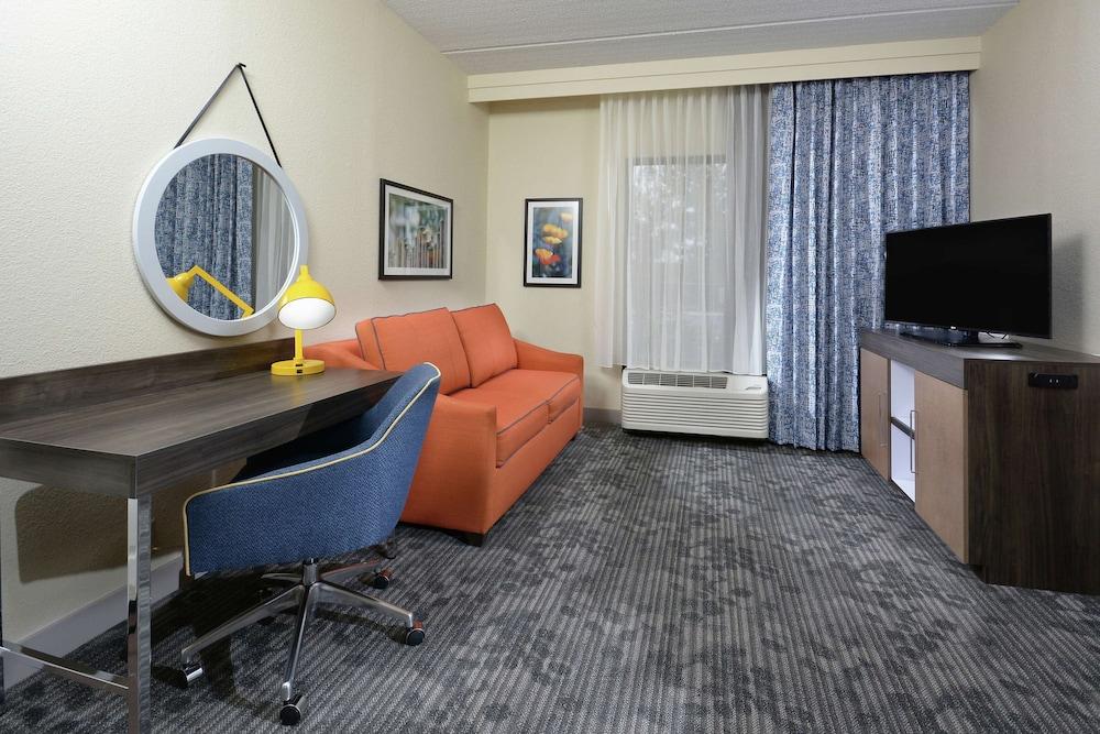 Hampton Inn & Suites Greenville/Spartanburg I-85, SC photo 25