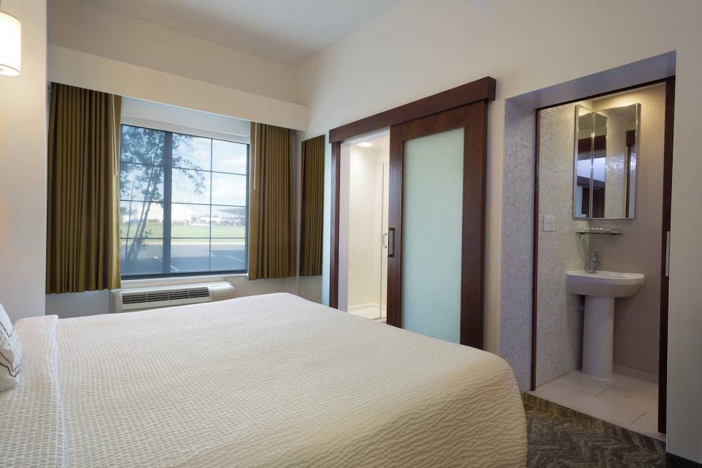 SpringHill Suites by Marriott Quakertown photo 16