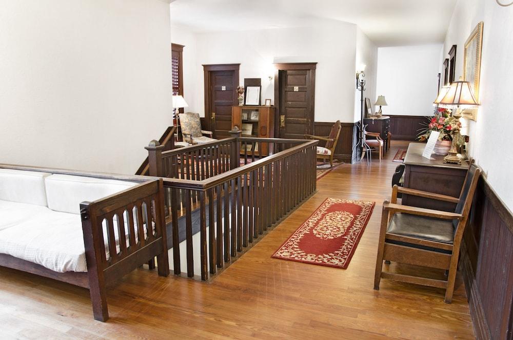 Riverview Hotel photo 7