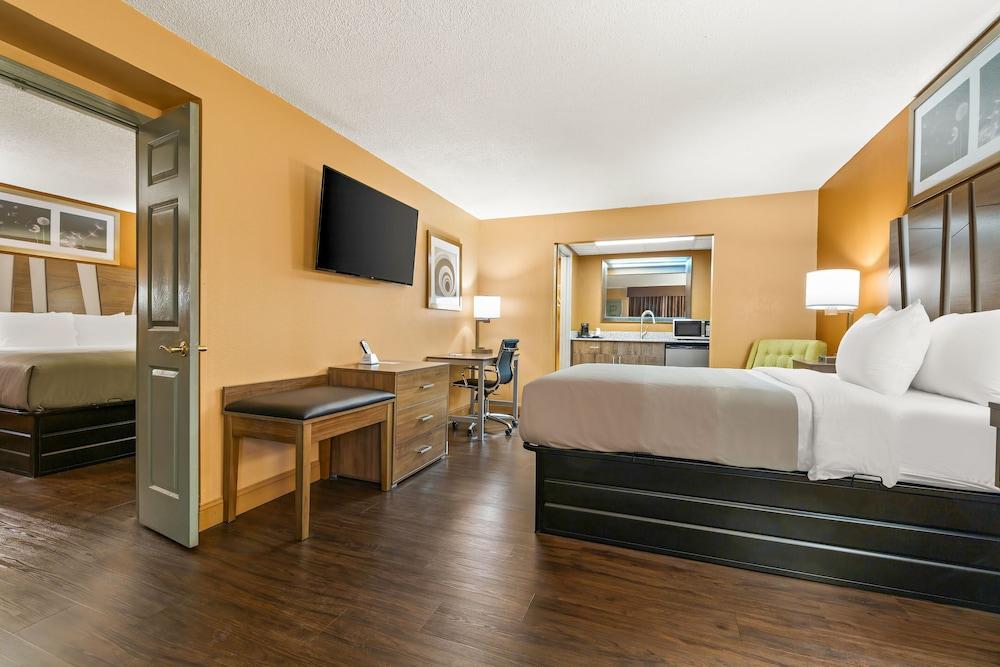 Quality Inn & Suites Corinth West photo 58