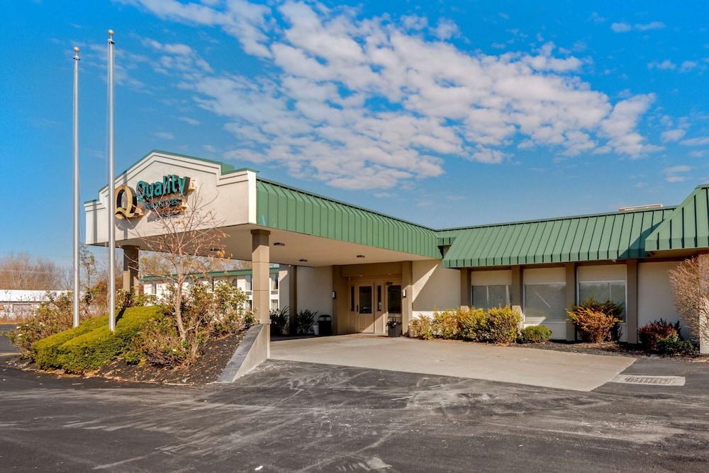 Quality Inn & Suites New Hartford - Utica photo 40