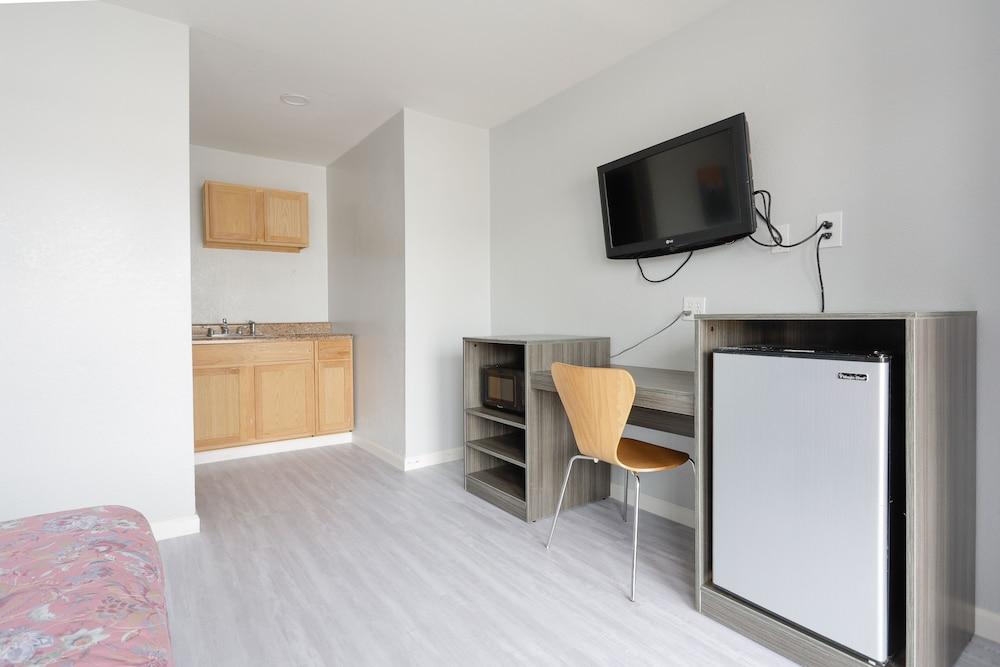 Rest Inn photo 10