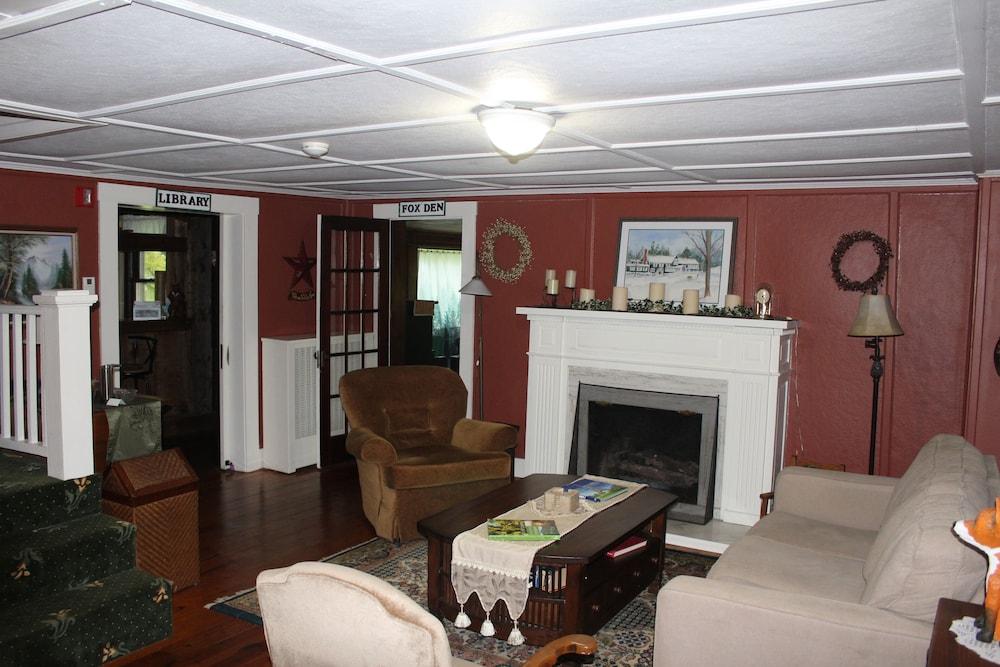 Fox Creek Inn LLC photo 2