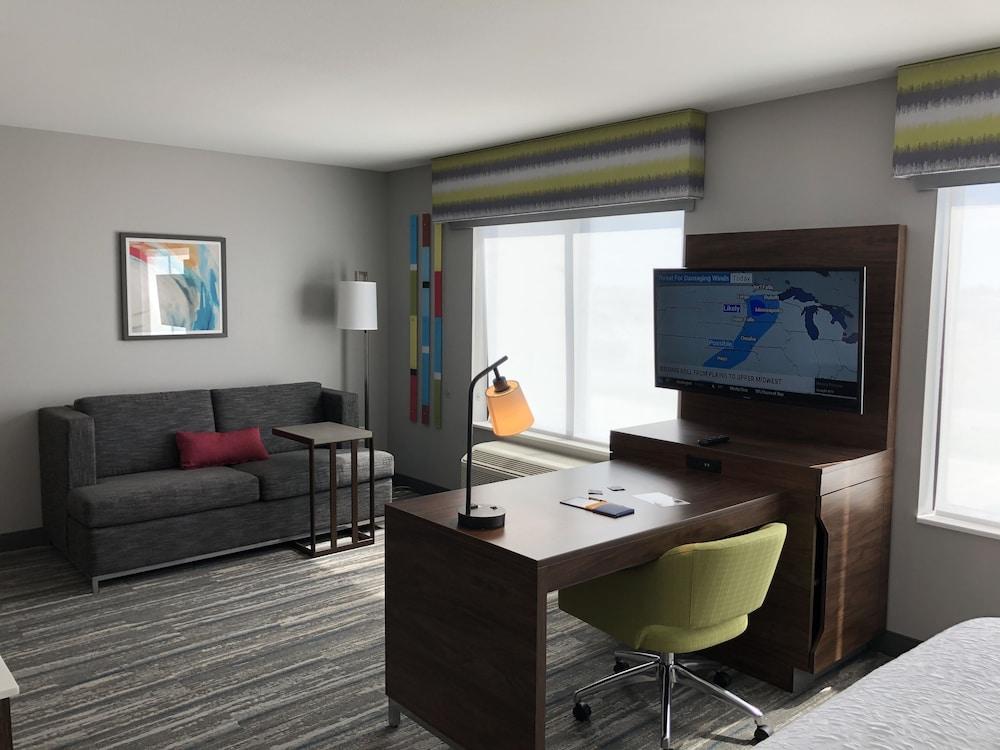 Hampton Inn & Suites Pekin Peoria Area photo 7