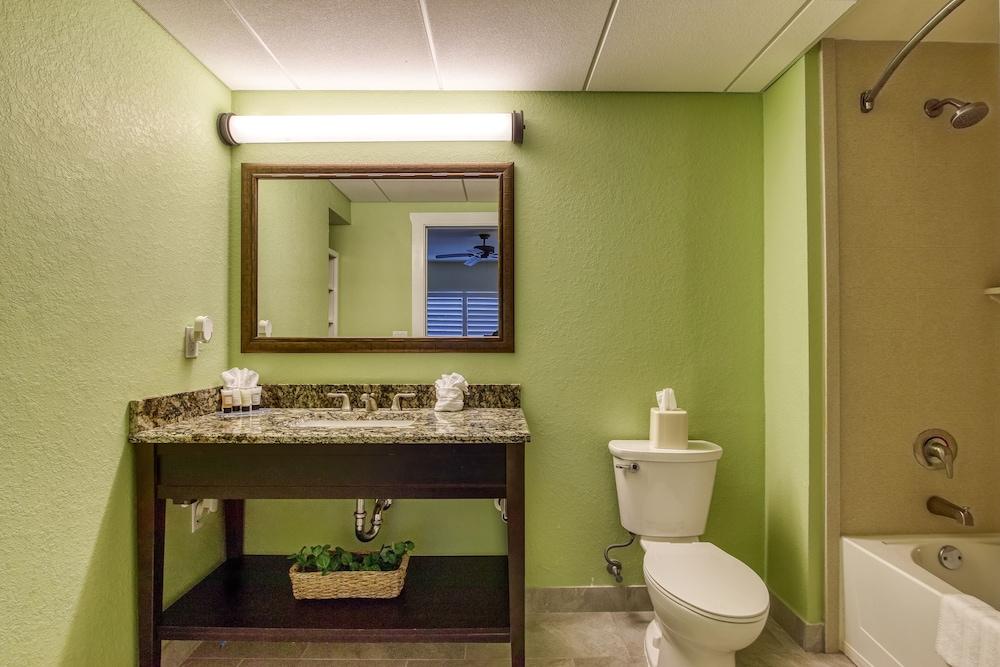 Harbourside Resort, a New Hotel Collection Property photo 22