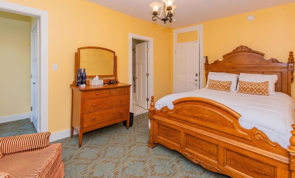 Historic Hotel Broadalbin photo 25