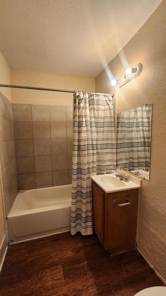 Bay Inn photo 8