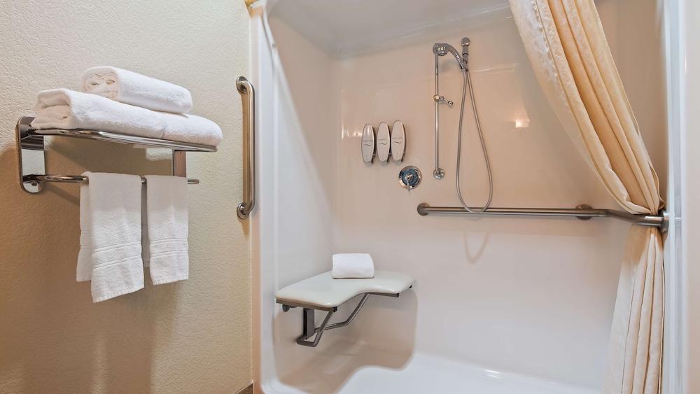 Best Western Rambler photo 38
