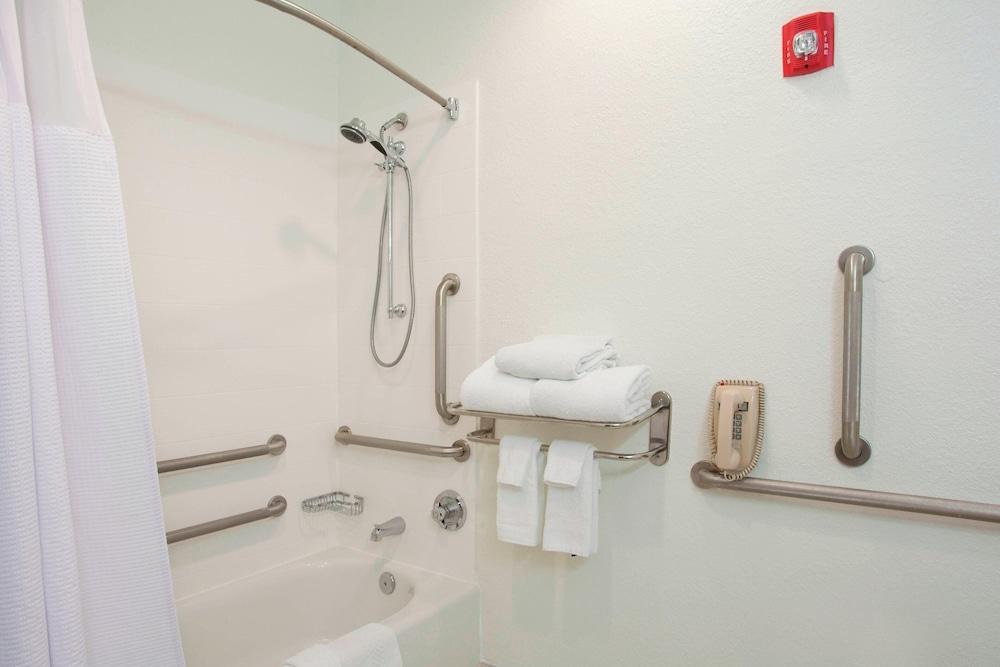 Springhill Suites By Marriott Metro Center photo 18