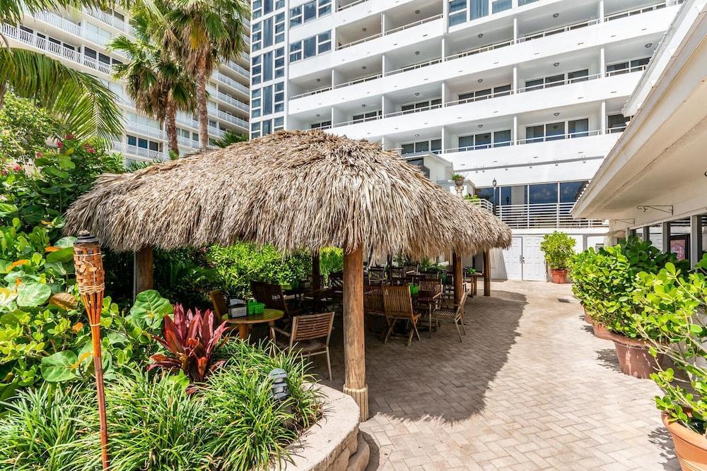 Ocean Manor Rentals photo 38