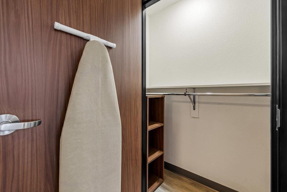 Everhome Suites Rochester Greece photo 32