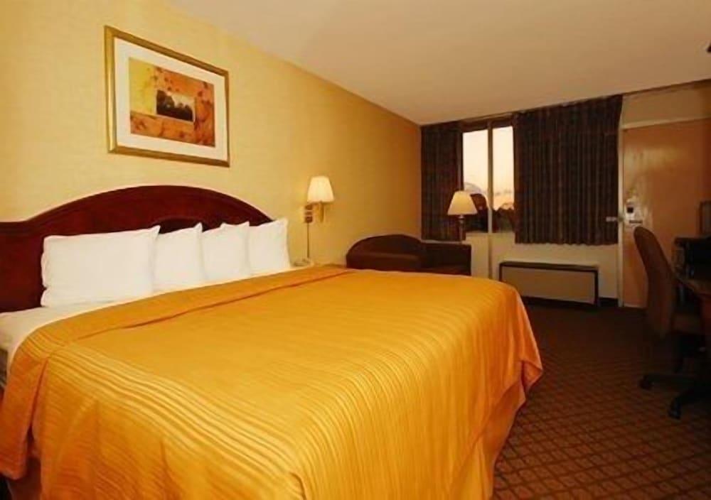 Quality Inn Shenandoah Valley photo 12