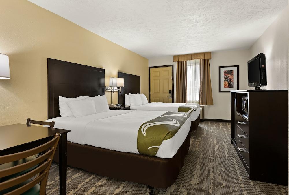 Quality Inn Traverse City photo 11