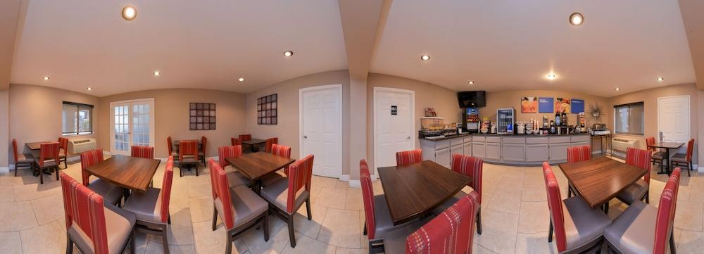 Rancho Cordova Inn photo 6