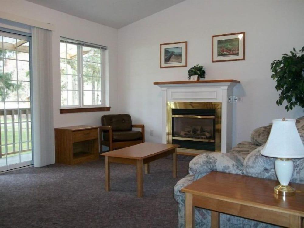 Rain Forest Resort Village photo 13