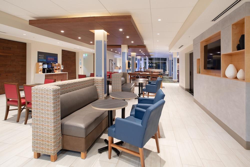 Holiday Inn Express & Suites Goodland I 70 by IHG photo 34