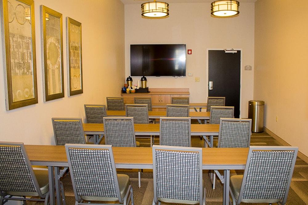 Microtel by Wyndham Penn Yan Finger Lakes Region photo 59