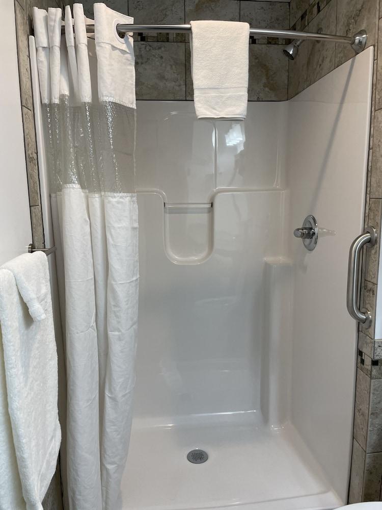 All Star Inn & Suites photo 83