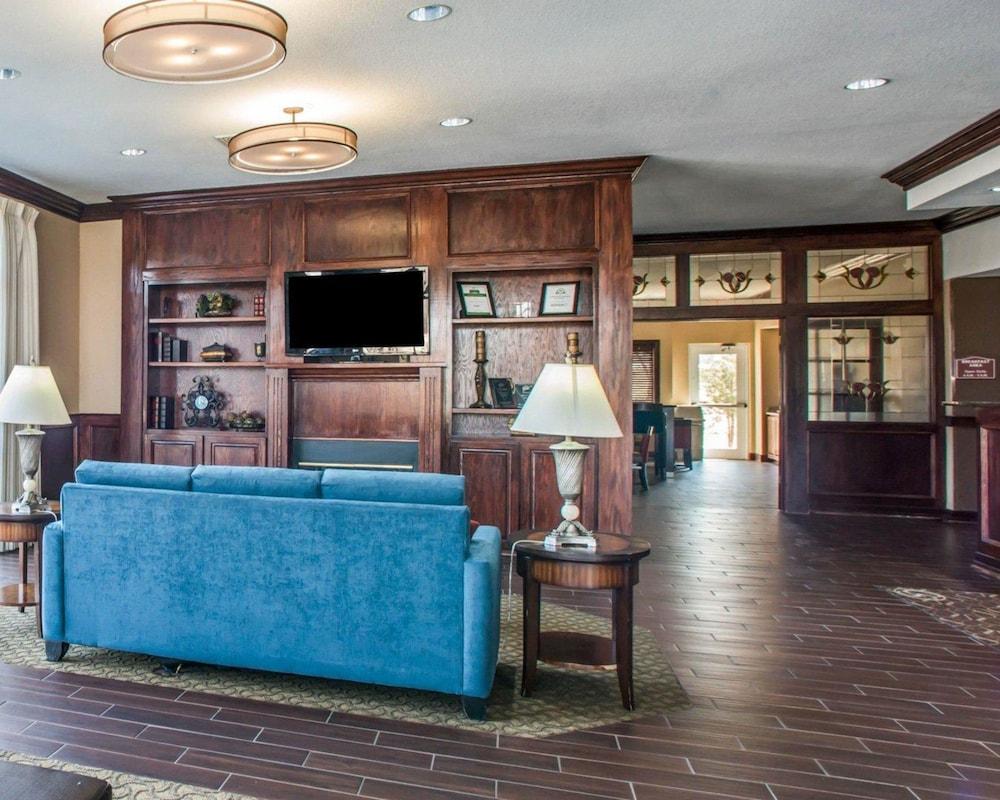 Comfort Suites Columbia - University Area photo 6