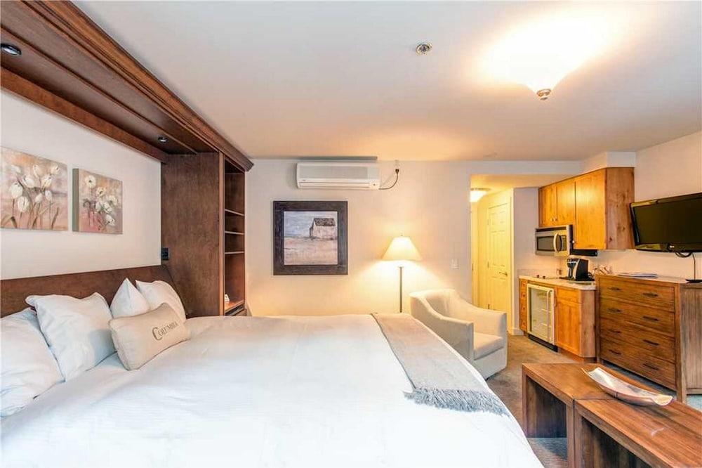 Hotel Columbia photo 34