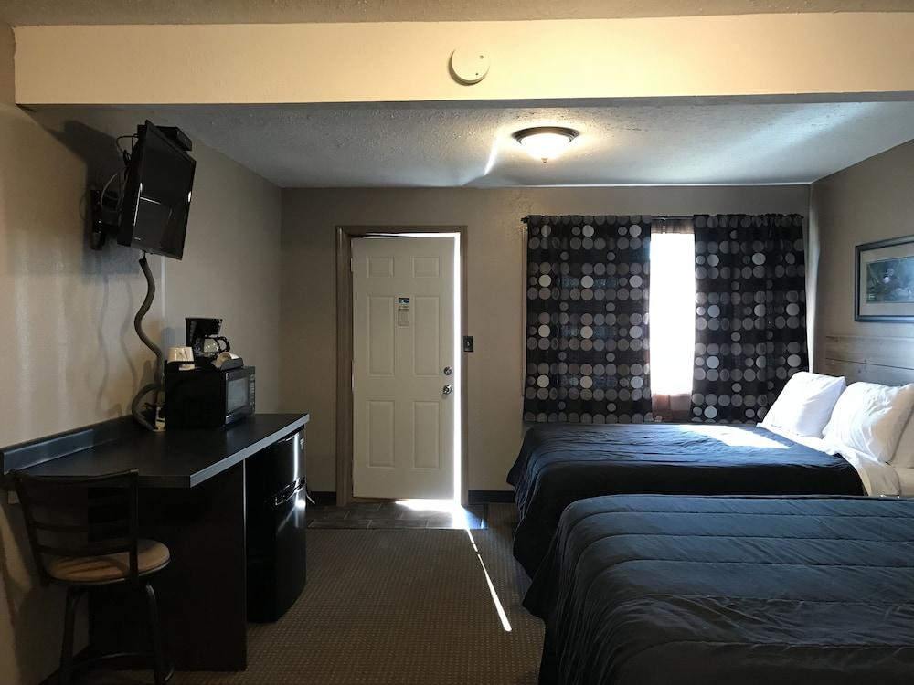 Pullman Motel photo 9