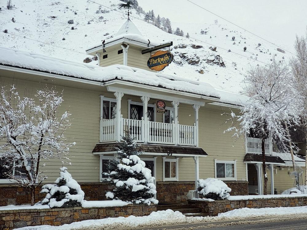 Parkway Inn of Jackson Hole photo 56