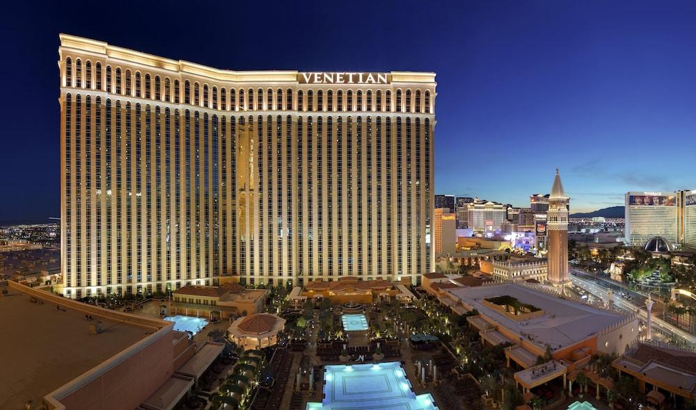 The Venetian Prestige Club Lounge photo 1