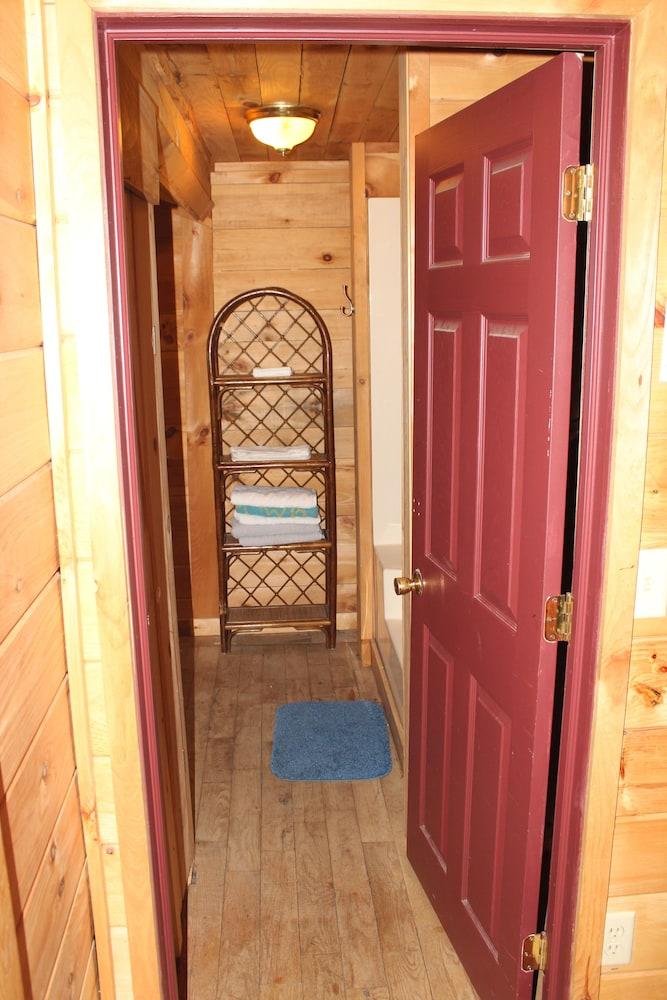 Lake House photo 85
