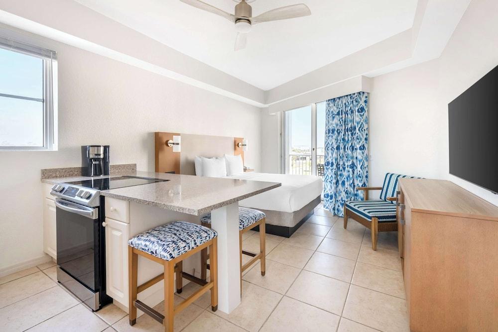 Hilton Vacation Club The Cove on Ormond Beach photo 9