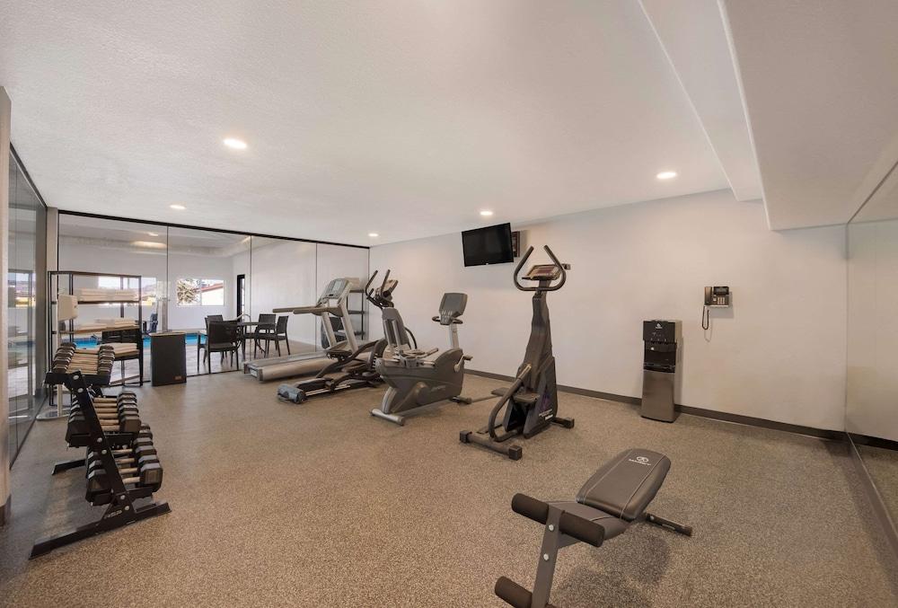 Quality Inn & Suites Castle Rock/SW Denver photo 30