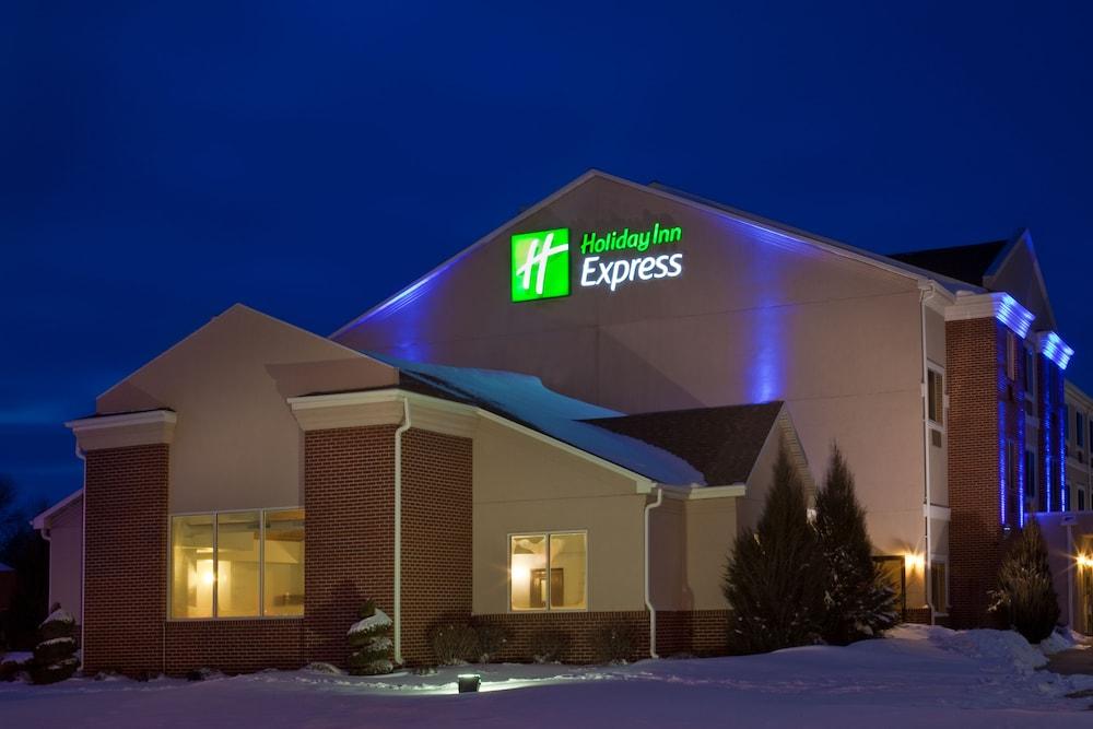 Holiday Inn Express Oneill by IHG photo 51