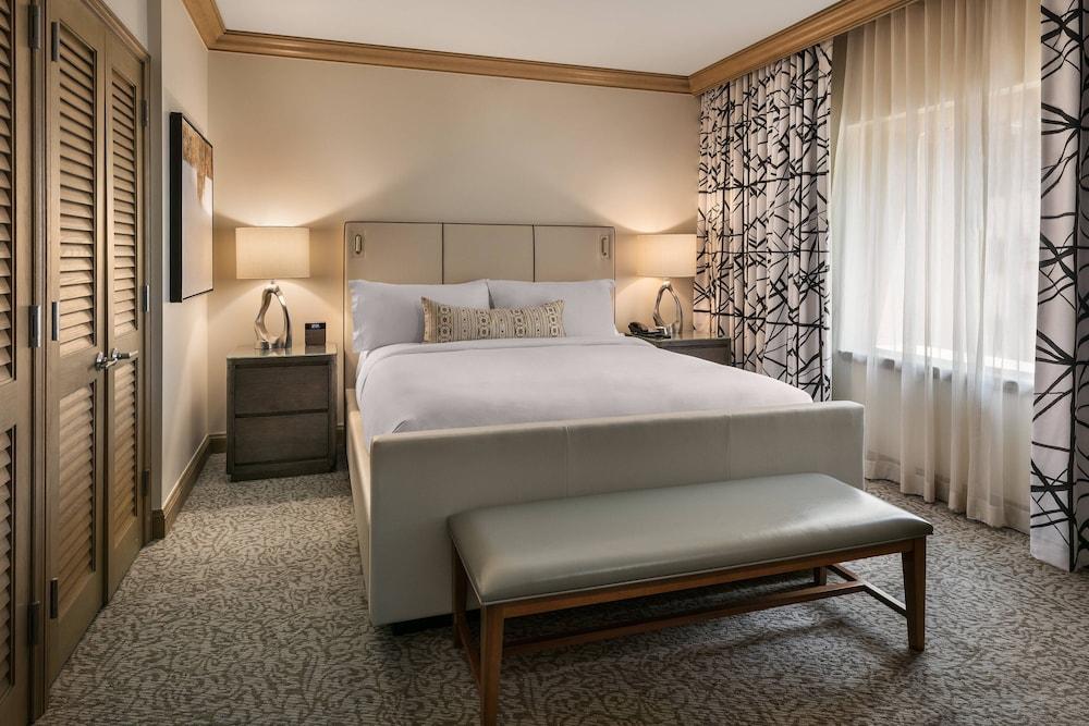 The Canyon Suites at The Phoenician, Luxury Collection photo 9