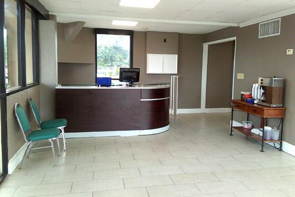 Regency inn and Suites photo 3