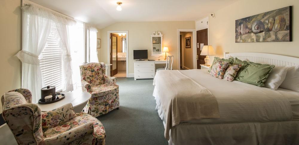 Black Point Inn photo 17