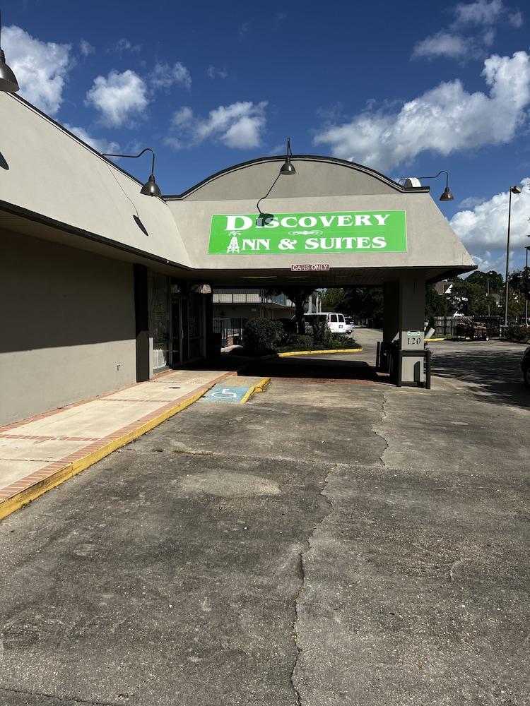 Discovery Inn photo 2