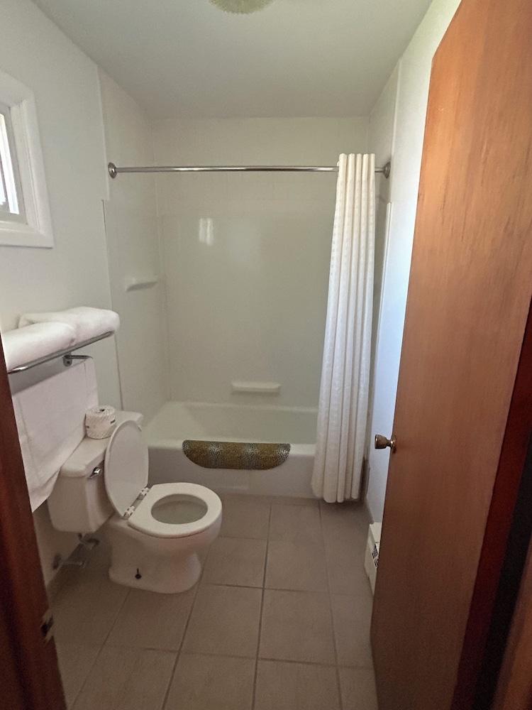 Royal Rest Motel photo 15