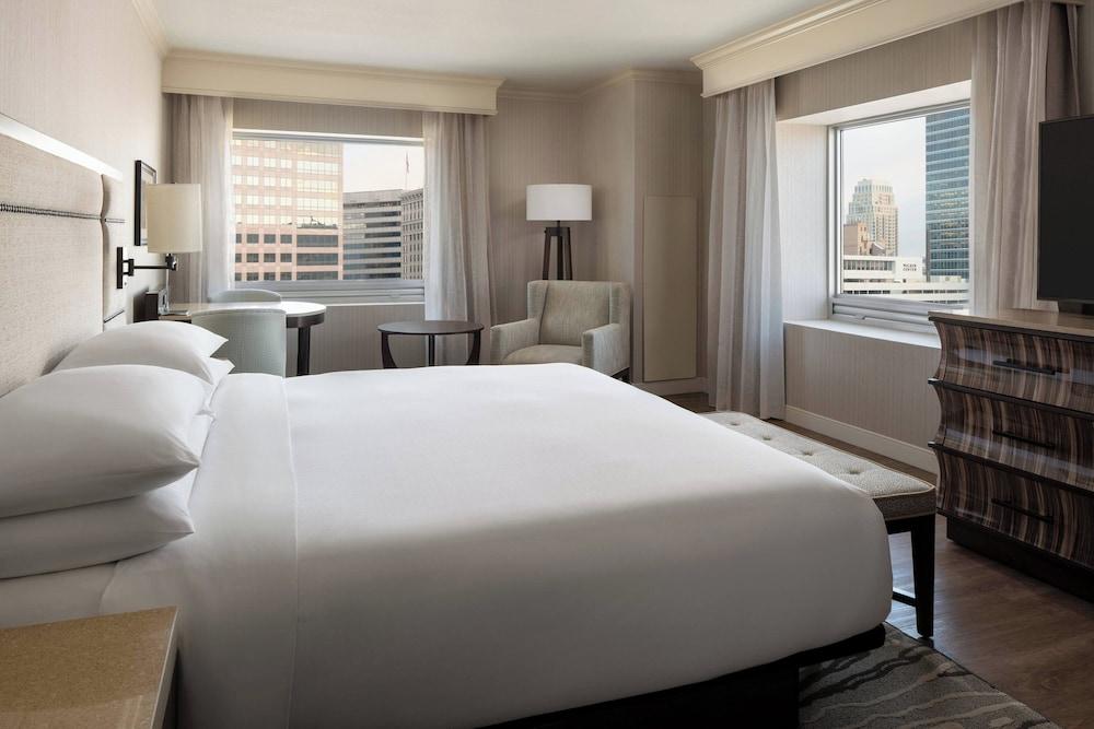 Marriott City Center photo 33