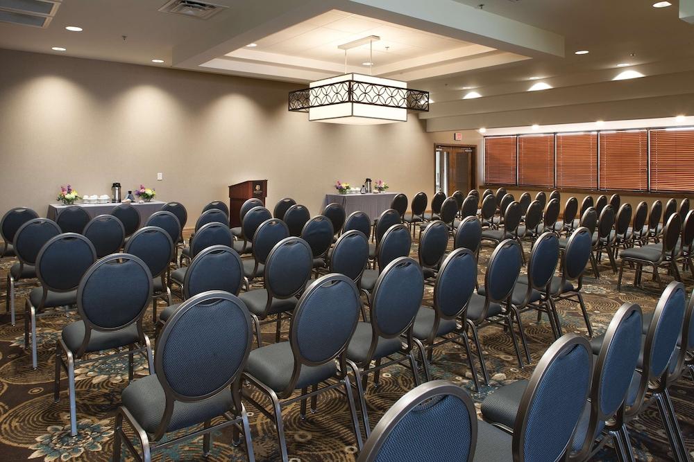 DoubleTree by Hilton Murfreesboro photo 47