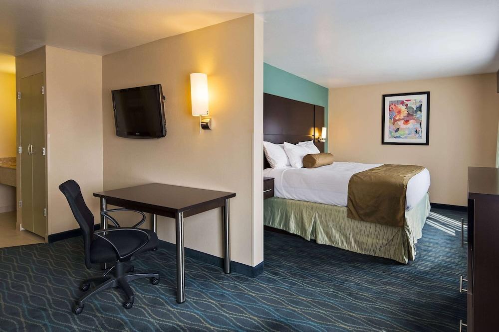 Baymont by Wyndham Marion, OH photo 6