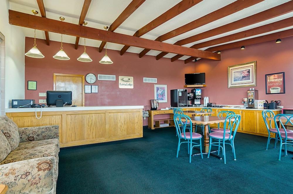 Econo Lodge photo 3