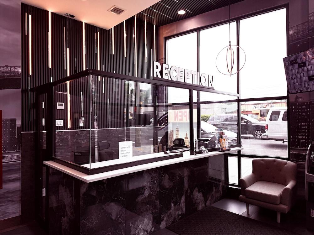BKWAY Hotel Brooklyn photo 4